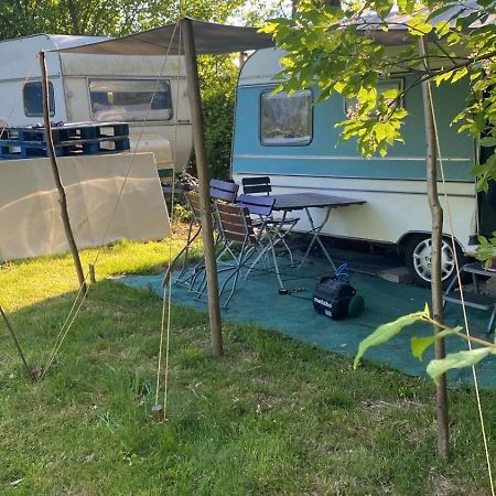 Campingplatz Mariengrund แบร์เนา อัม คีมเซ ภายนอก รูปภาพ